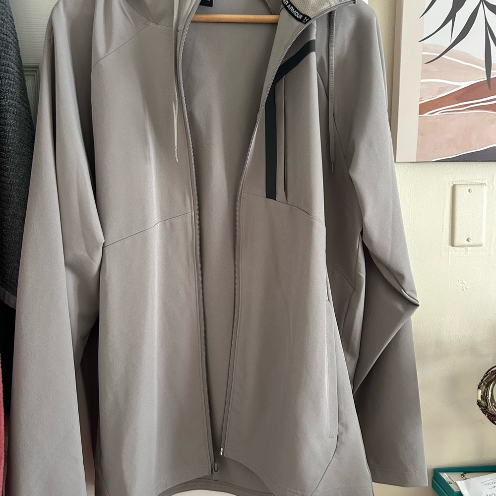 Athletic jacket
